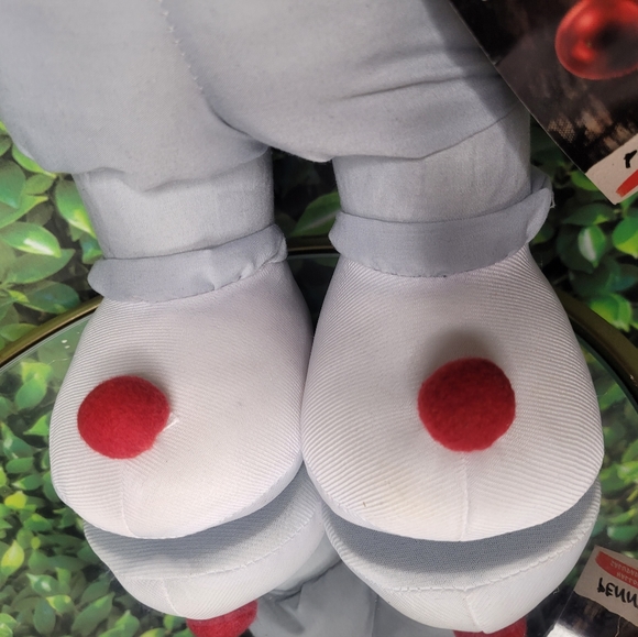 Pennywise Halloween Greeters Plush Decorative Doll Clown It Chapter Two - Picture 10 of 10